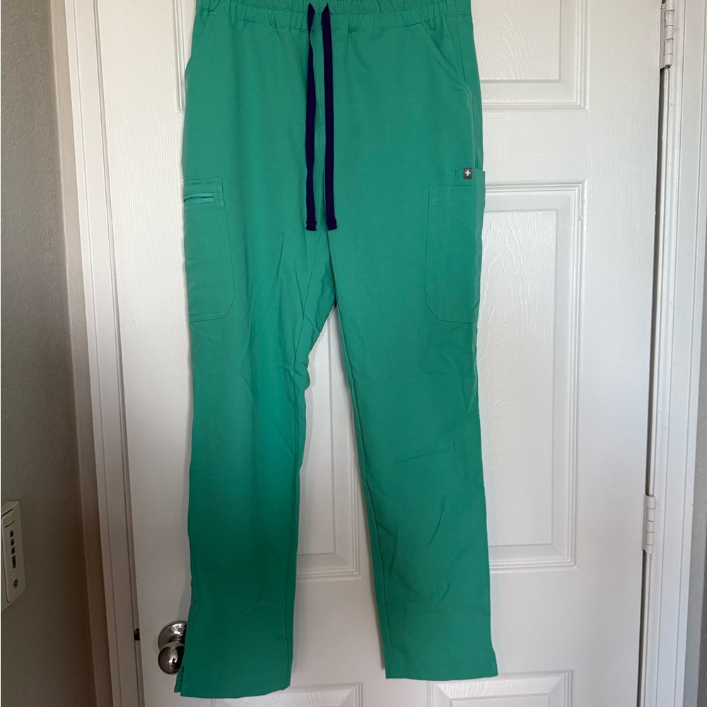 FIGS surgical green high waisted yola pant size S 💚